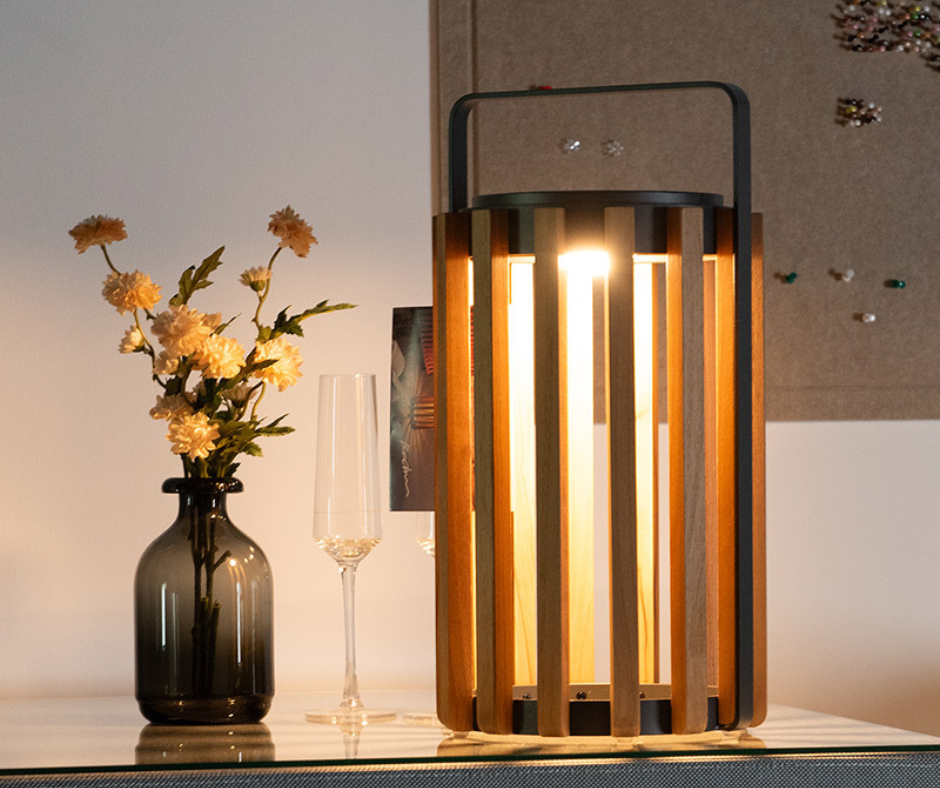 Tilda LED Solar Lamp