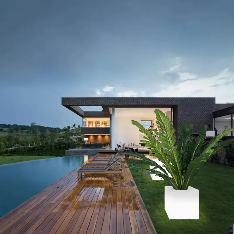 Pot de fleurs solaire à LED