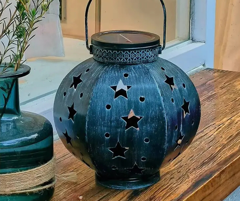 Solar LED garden lamp