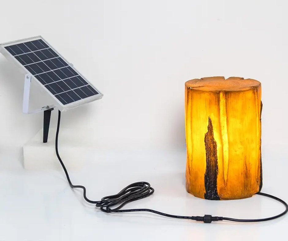 Lampe Solaire Tronc d'Arbre