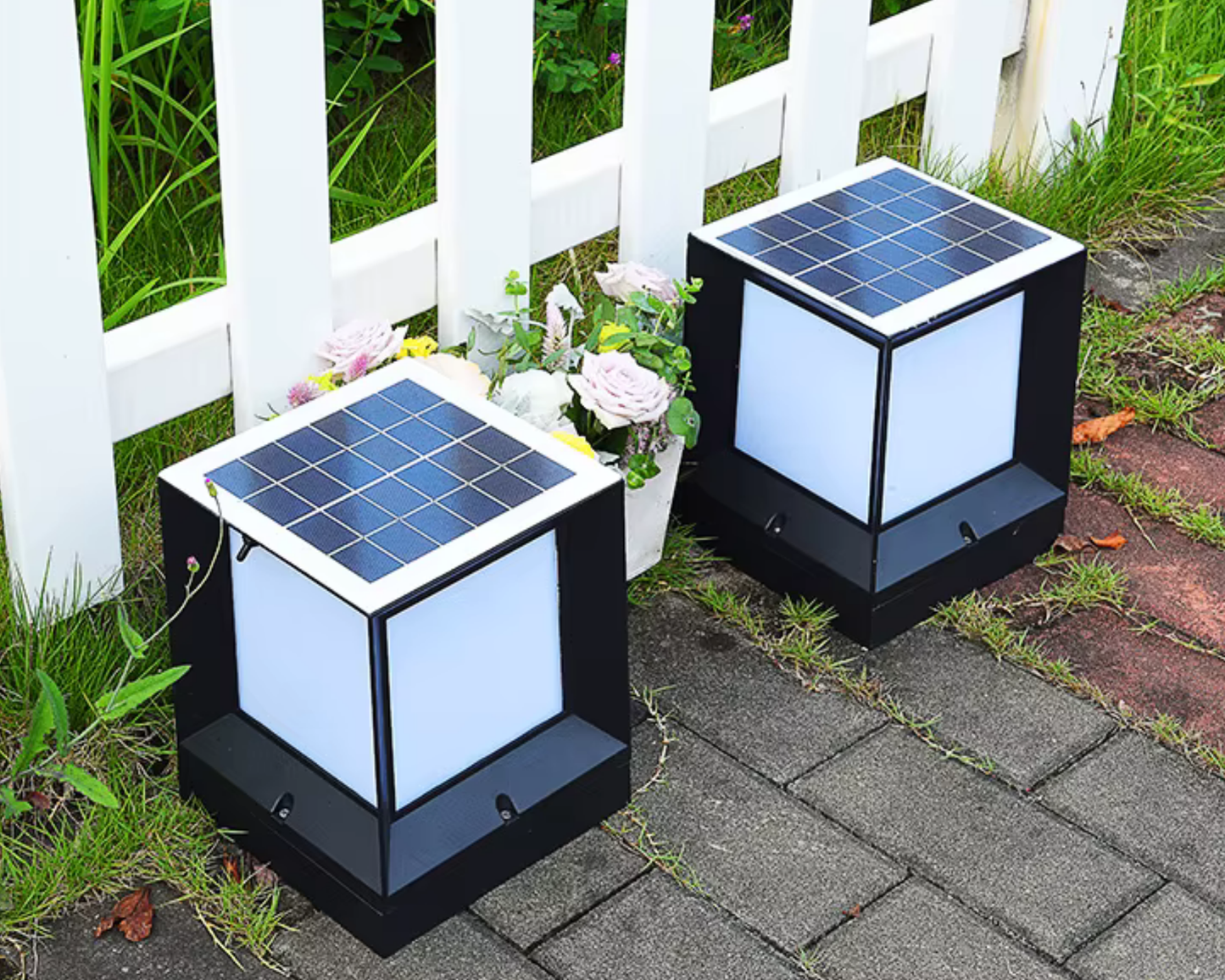 Lampe LED Solaire de Pilier