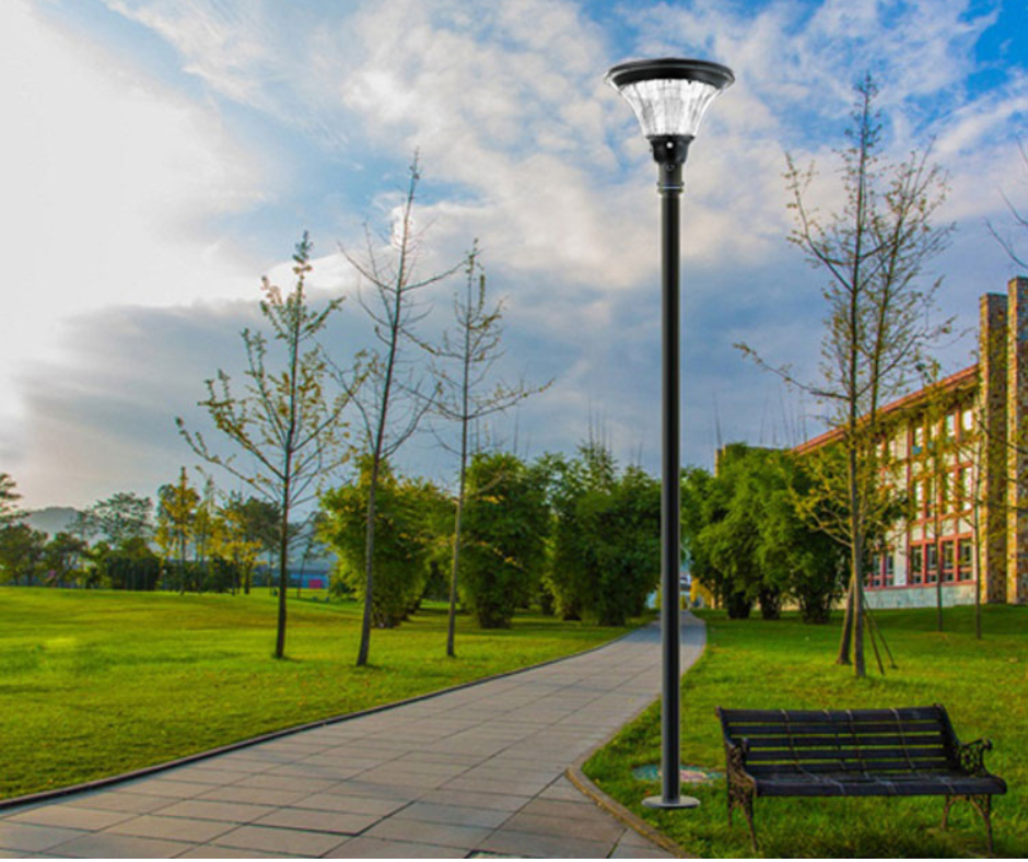 Prestige Solar LED Street Light