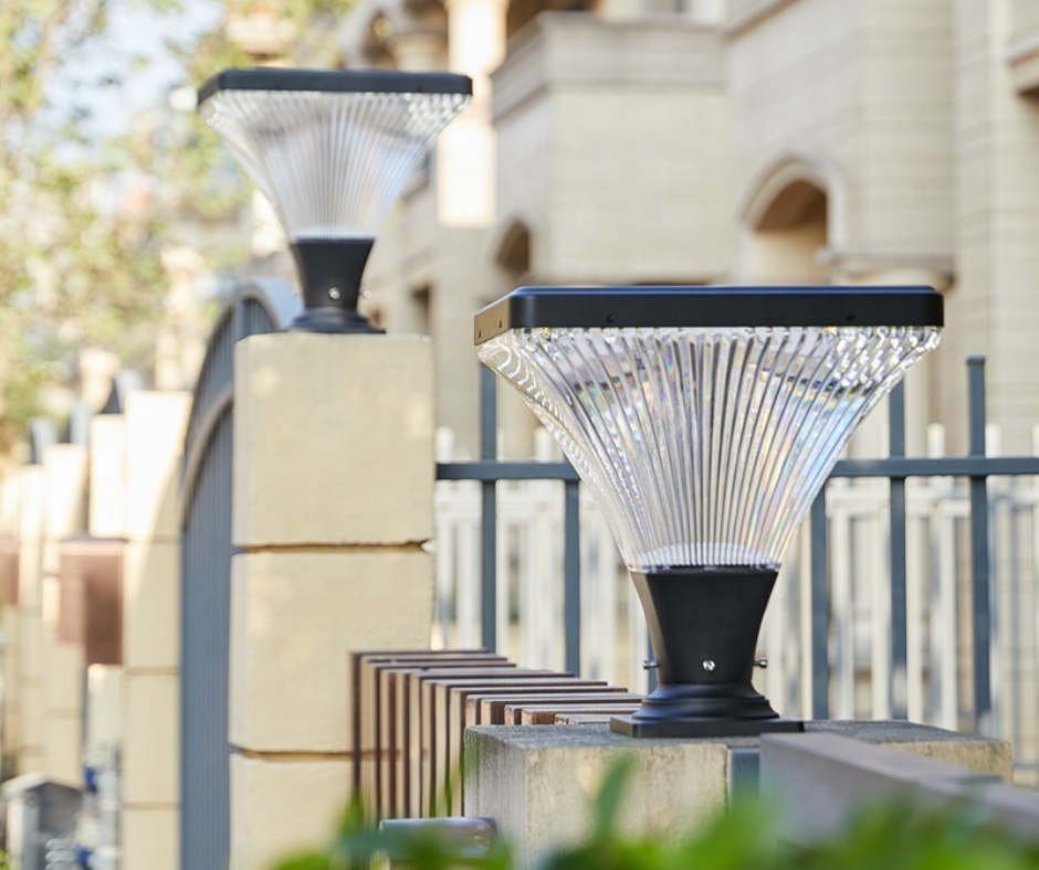 Solar LED Fence Light