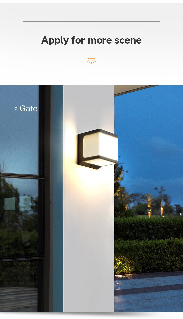 Outdoor Solar Wall Light