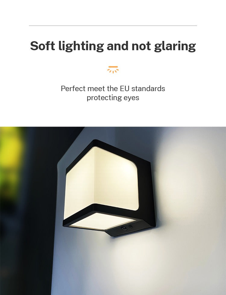 Outdoor Solar Wall Light