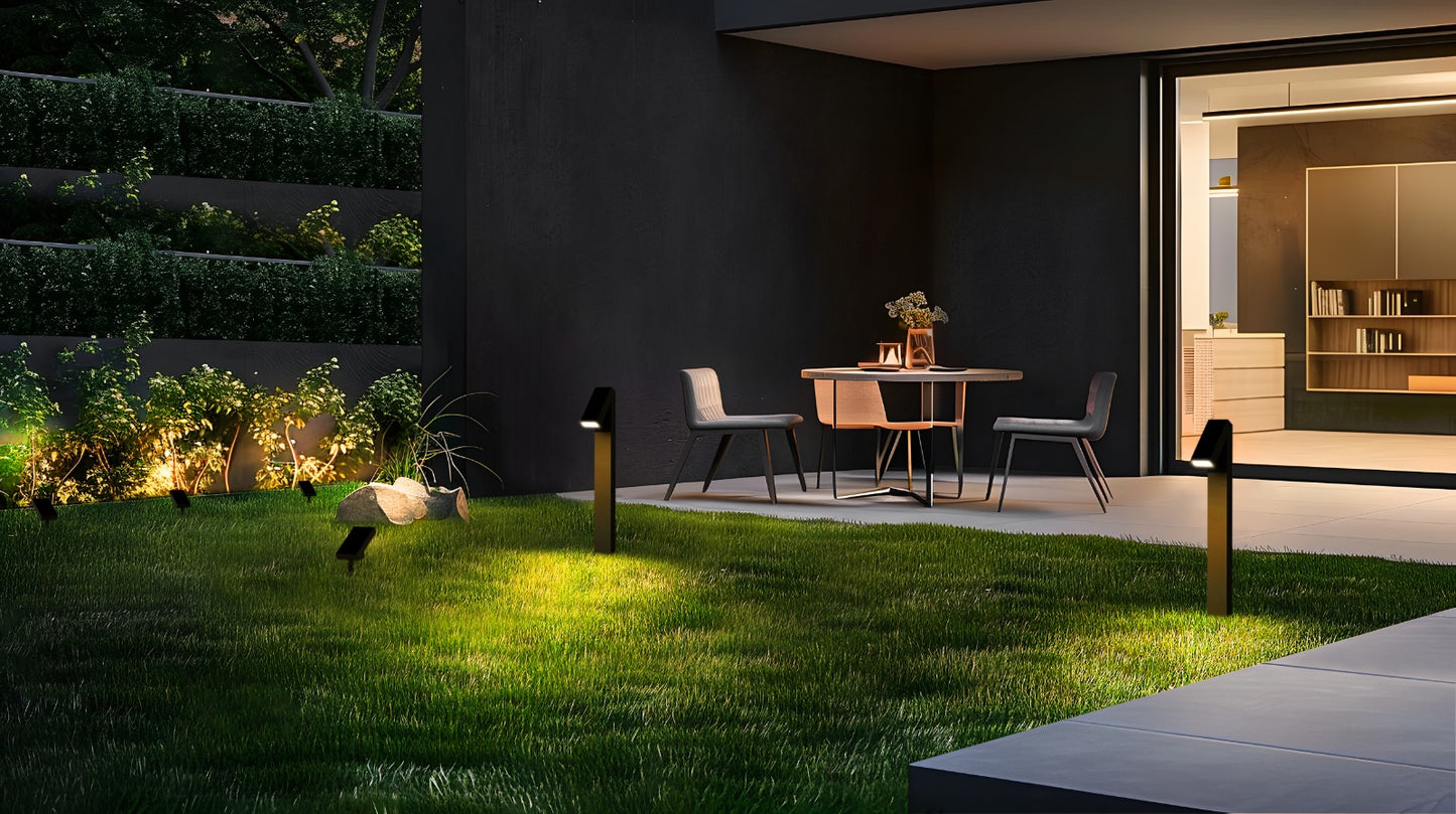 Solar LED garden spotlights